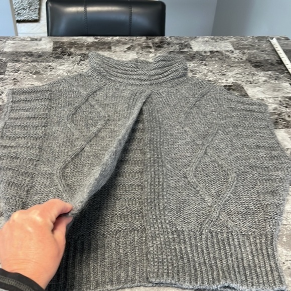 Maryline Made Italy L Gray Wool Mohair Blend Cable Knit Cowl Neck Vest Sweater - Picture 6 of 15